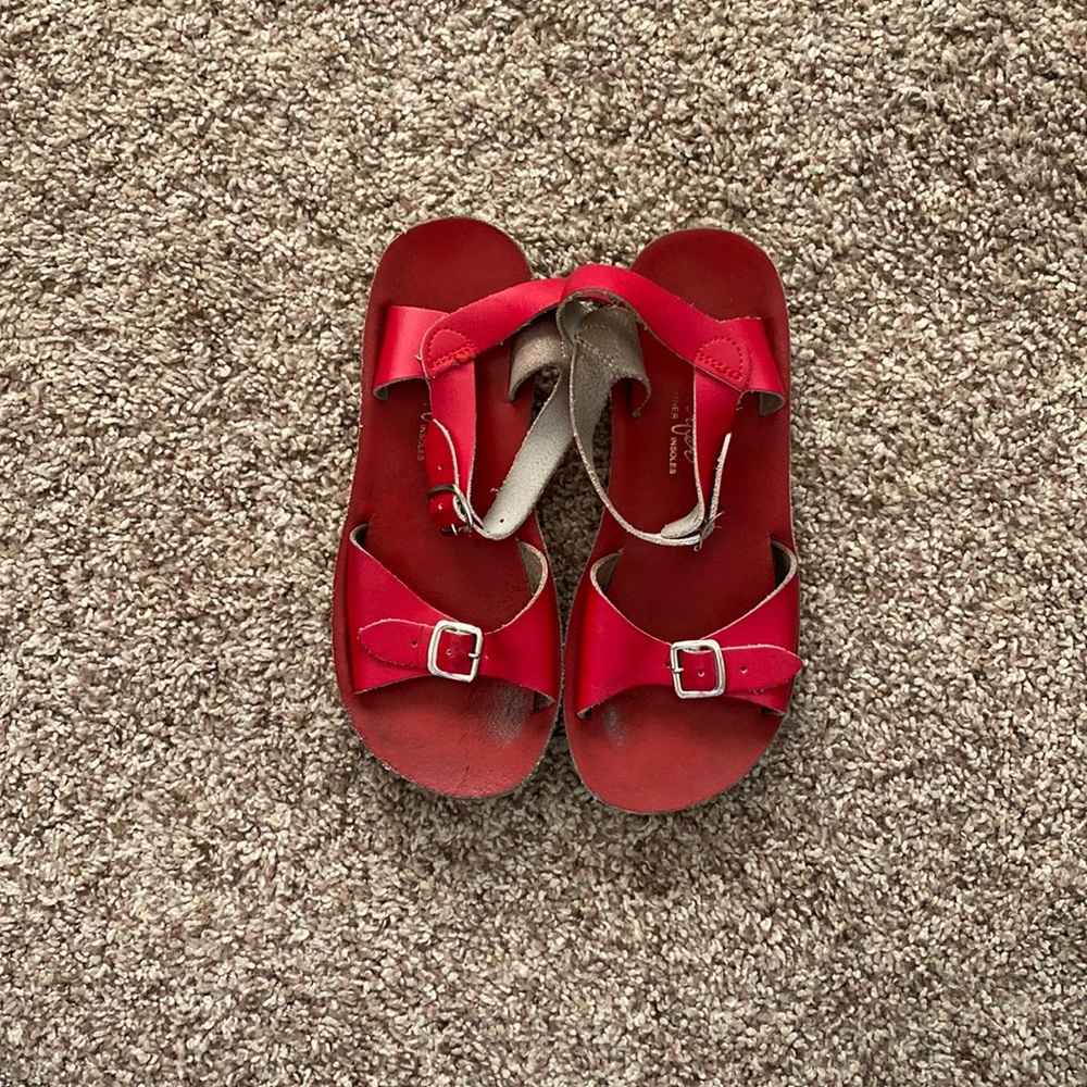 Sun San surfer sandals